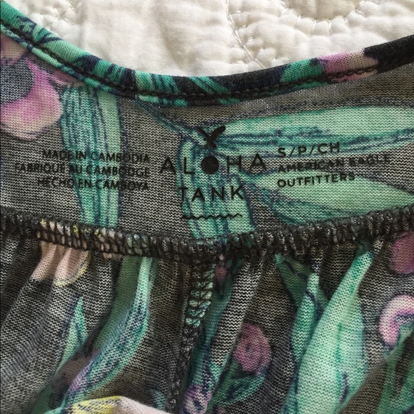 American Eagle Tank Top - Picture 3 of 4