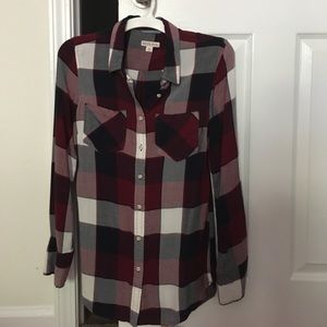 Merona lightweight plaid button up shirt