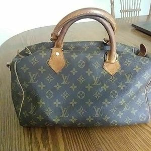 Louis Vuitton purse