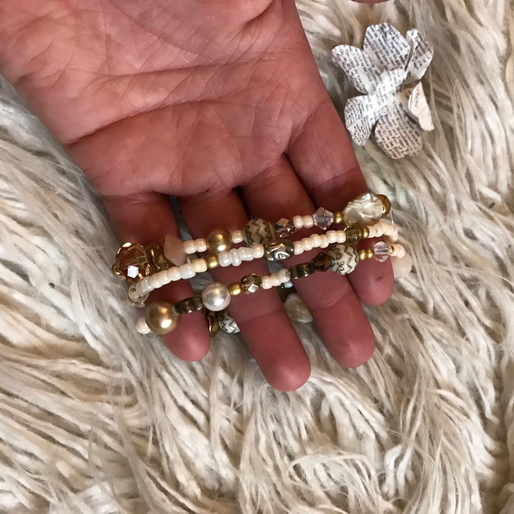 Bracelet bundle ✨☀️ - Picture 3 of 3