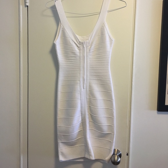 White and beaded bodycon dress by Parker - Picture 7 of 7