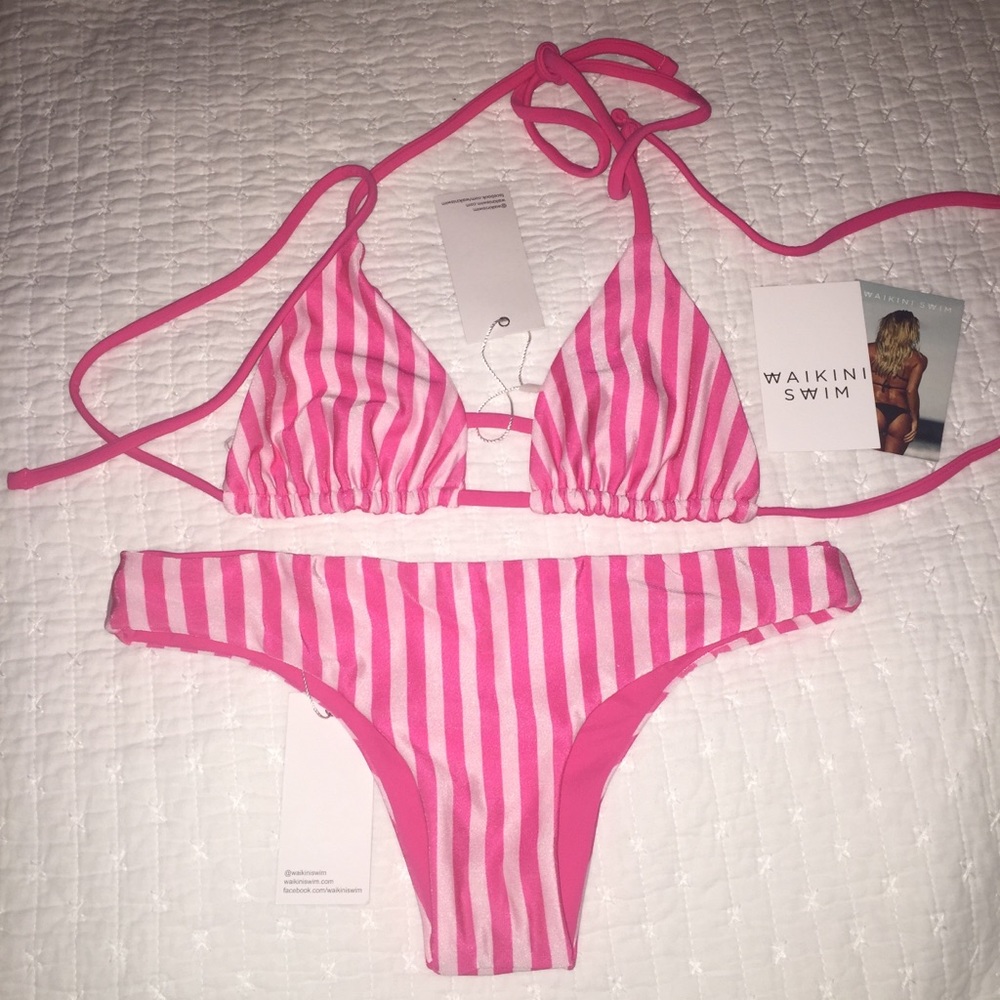 BNWT Waikini bikini set