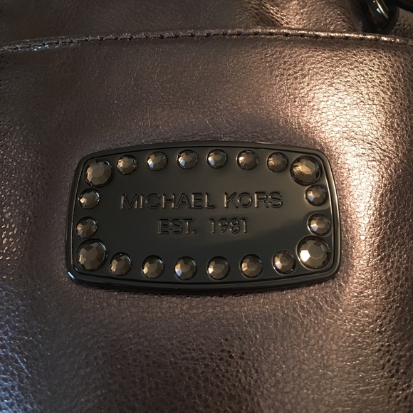 Michael Kors cross body - Picture 2 of 4