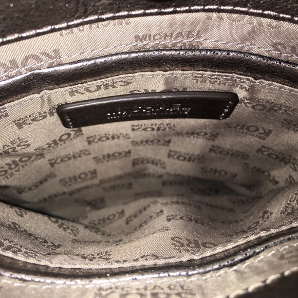 Michael Kors cross body - Picture 3 of 4