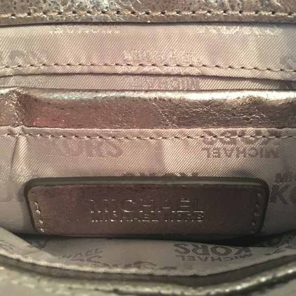 Michael Kors cross body - Picture 4 of 4