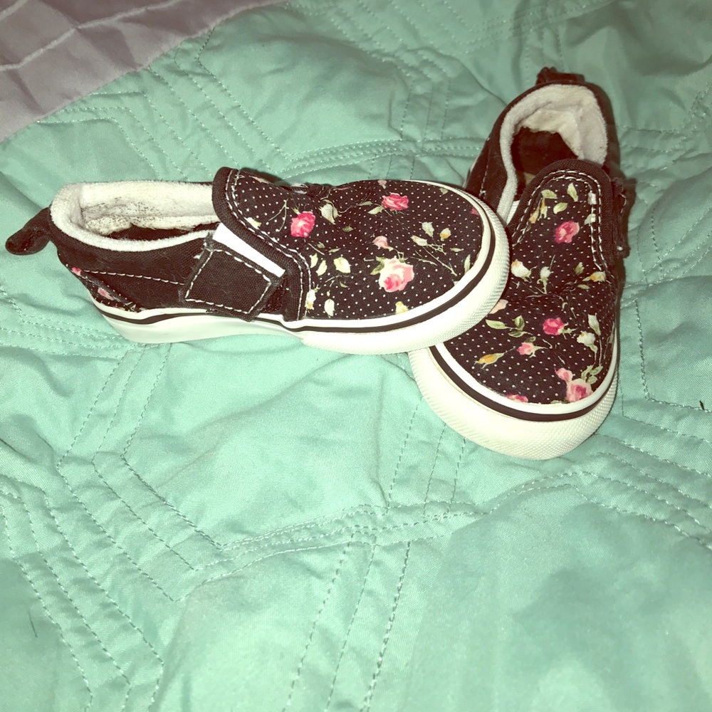 Vans toddler size 6
