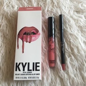 Harmony velvet lipstick Kylie cosmetics