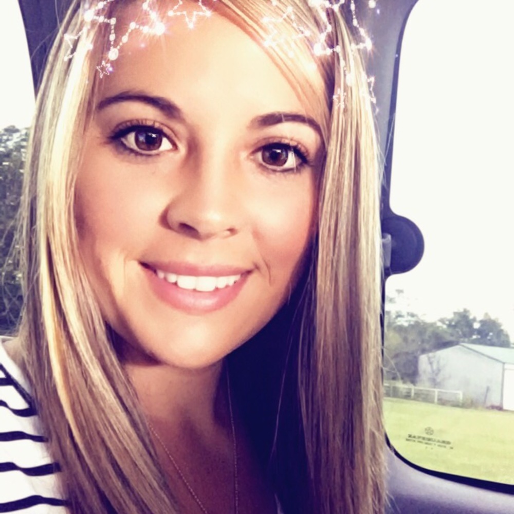 Meet your Posher, Tiffany
