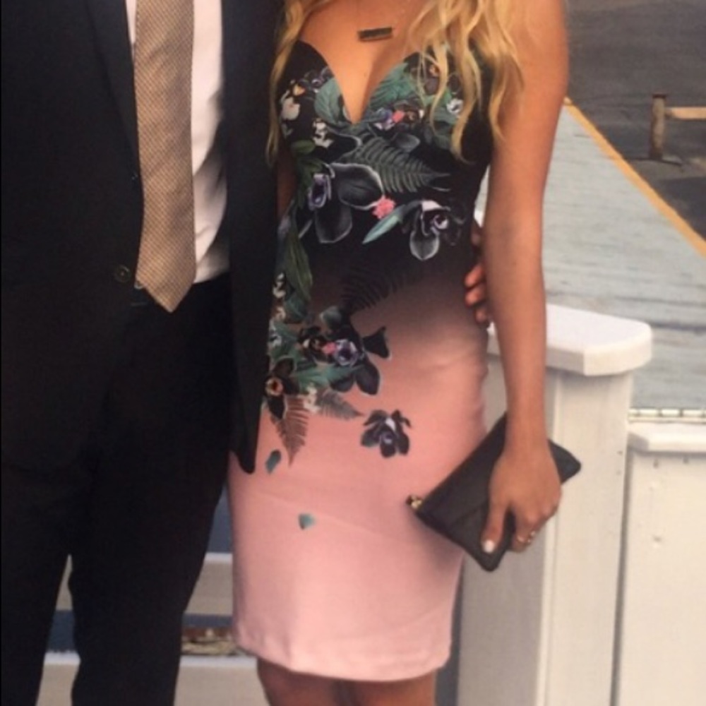 GORGEOUS floral BEBE midi dress• size XS