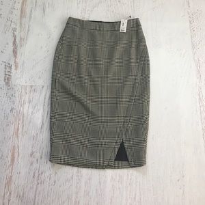 The Limited: houndstooth pencil skirt