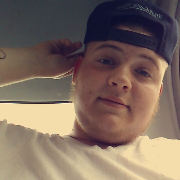 Meet your Posher, Donovan - Picture 1 of 1