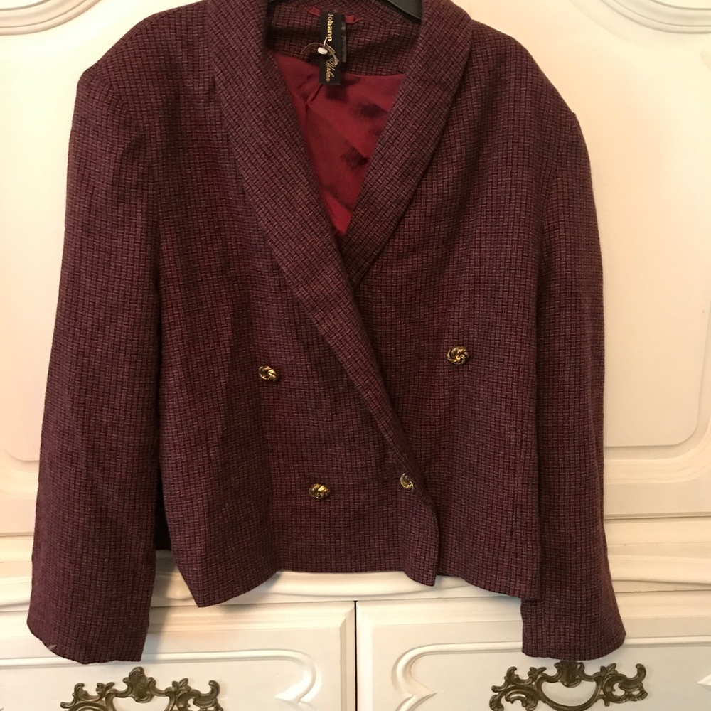 Cropped tweed vintage inspired blazer