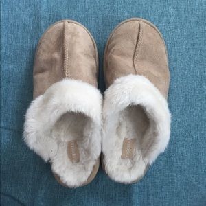 Aeropostale slippers