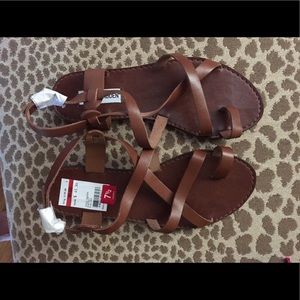 Steve Madden Tan Flats