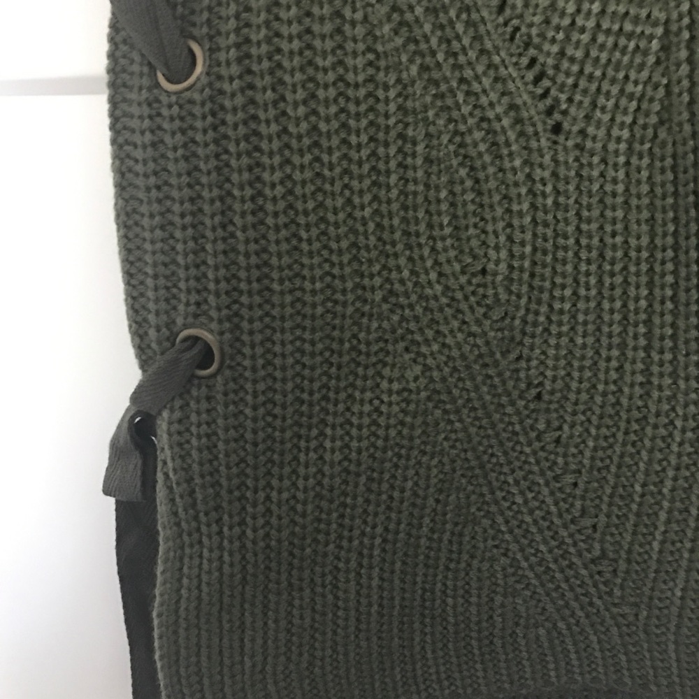Hand crocheted dress - Picture 2 of 2