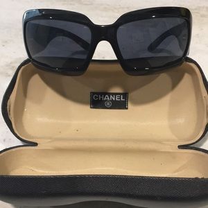 CHANEL SUNGLASSES