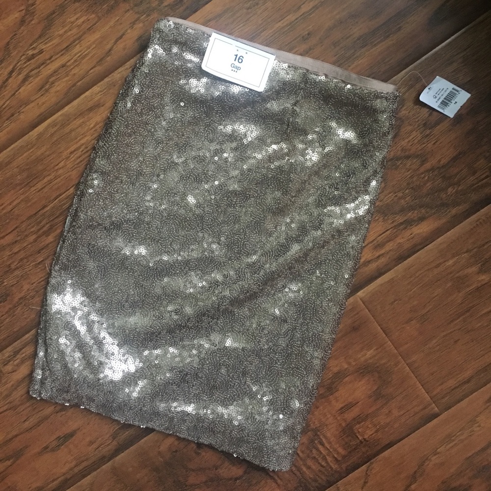 Gap Gold Sequence Skirt- BRAND NEW- size 16