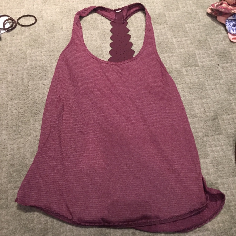 Lululemon Magenta racerback workout top!