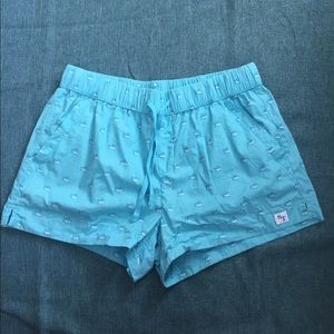 Vineyard Vines blue shorts