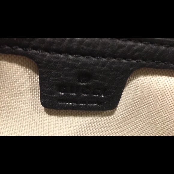 GUCCI SIGNATURE SOHO LEATHER SHOULDER BAG - Picture 5 of 8