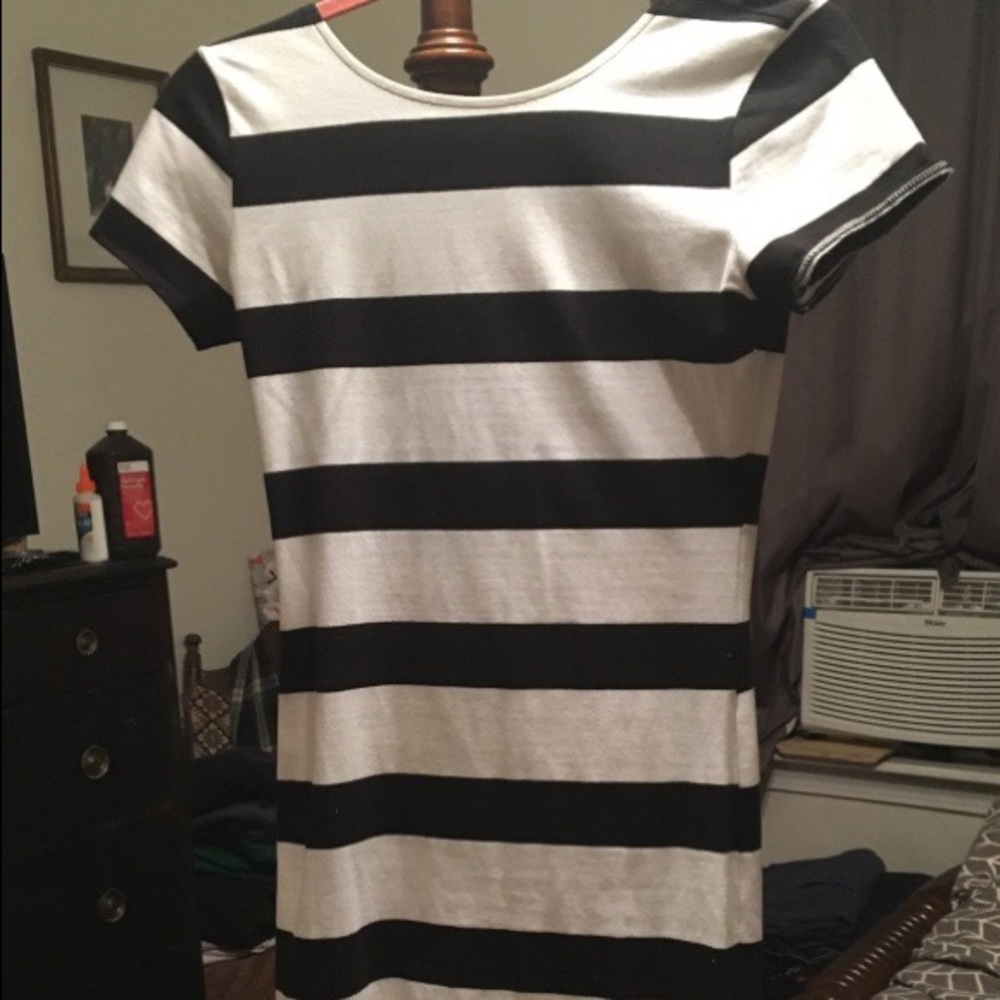 Forever 21 body con dress