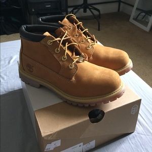 Timberland short cut boot