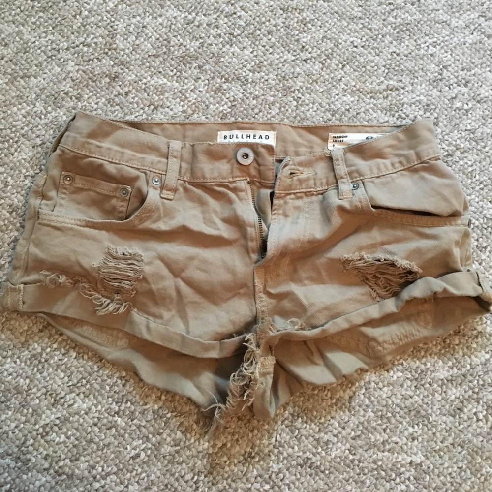 Bullhead slouchy shorts