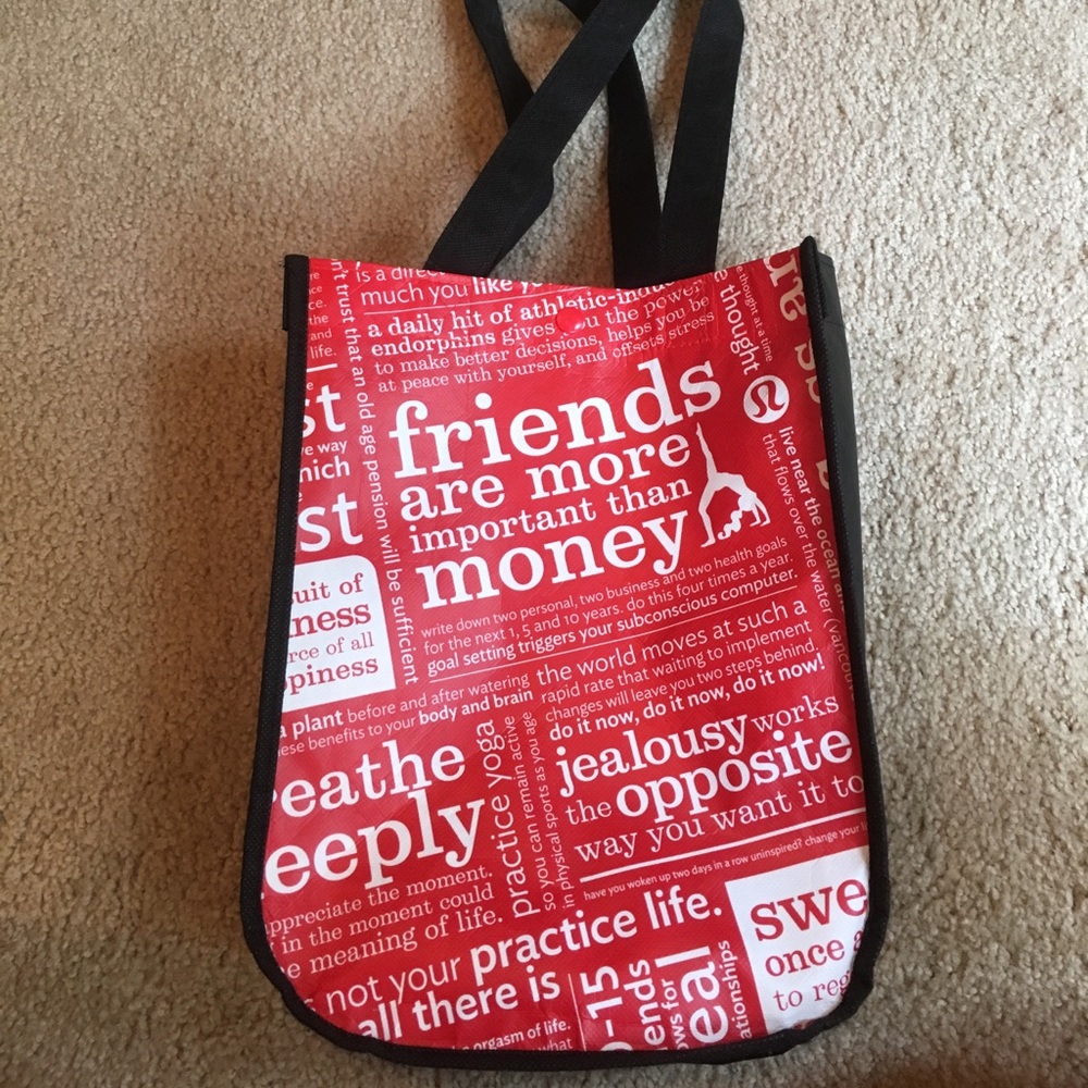 NEW LULULEMON BAG