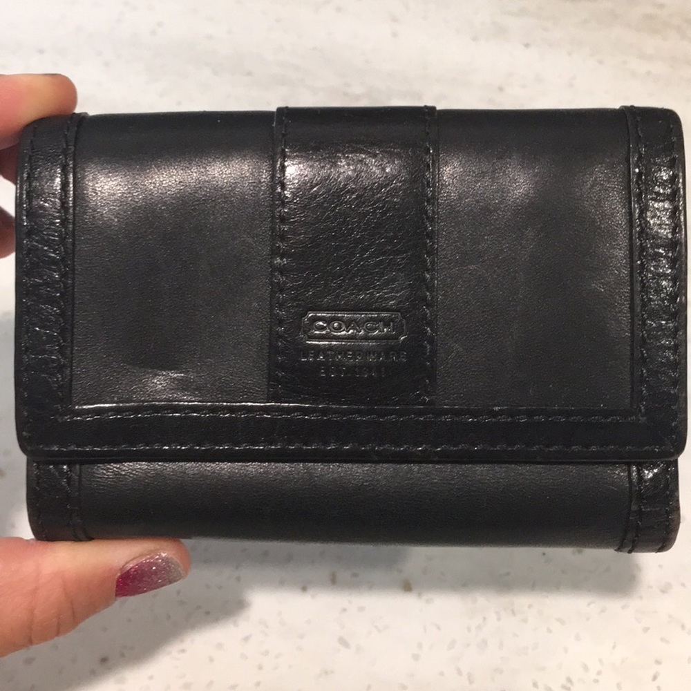 COACH LEATHER WALLET