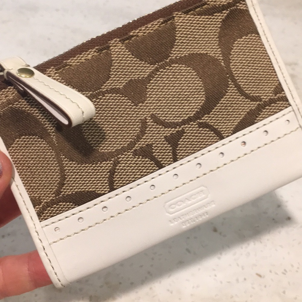 COACH SIGNATURE MINI SKINNY