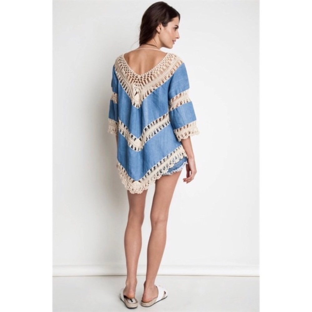 🚫SOLD🚫Denim Crochet Knit Top - Picture 2 of 4