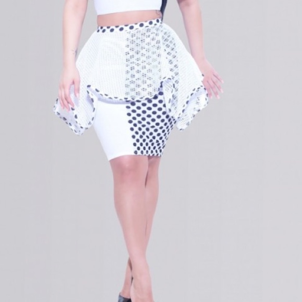 Rue 107 Polka dot peplum skirt 3x