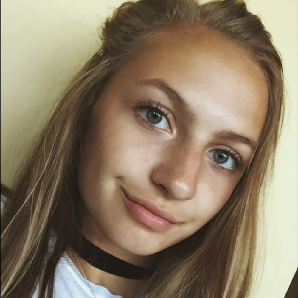 Meet your Posher, Lauren