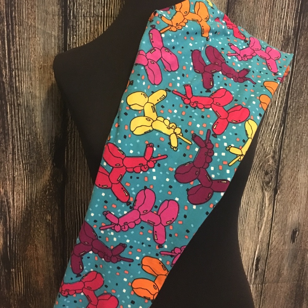 LuLaRoe one size birthday leggings
