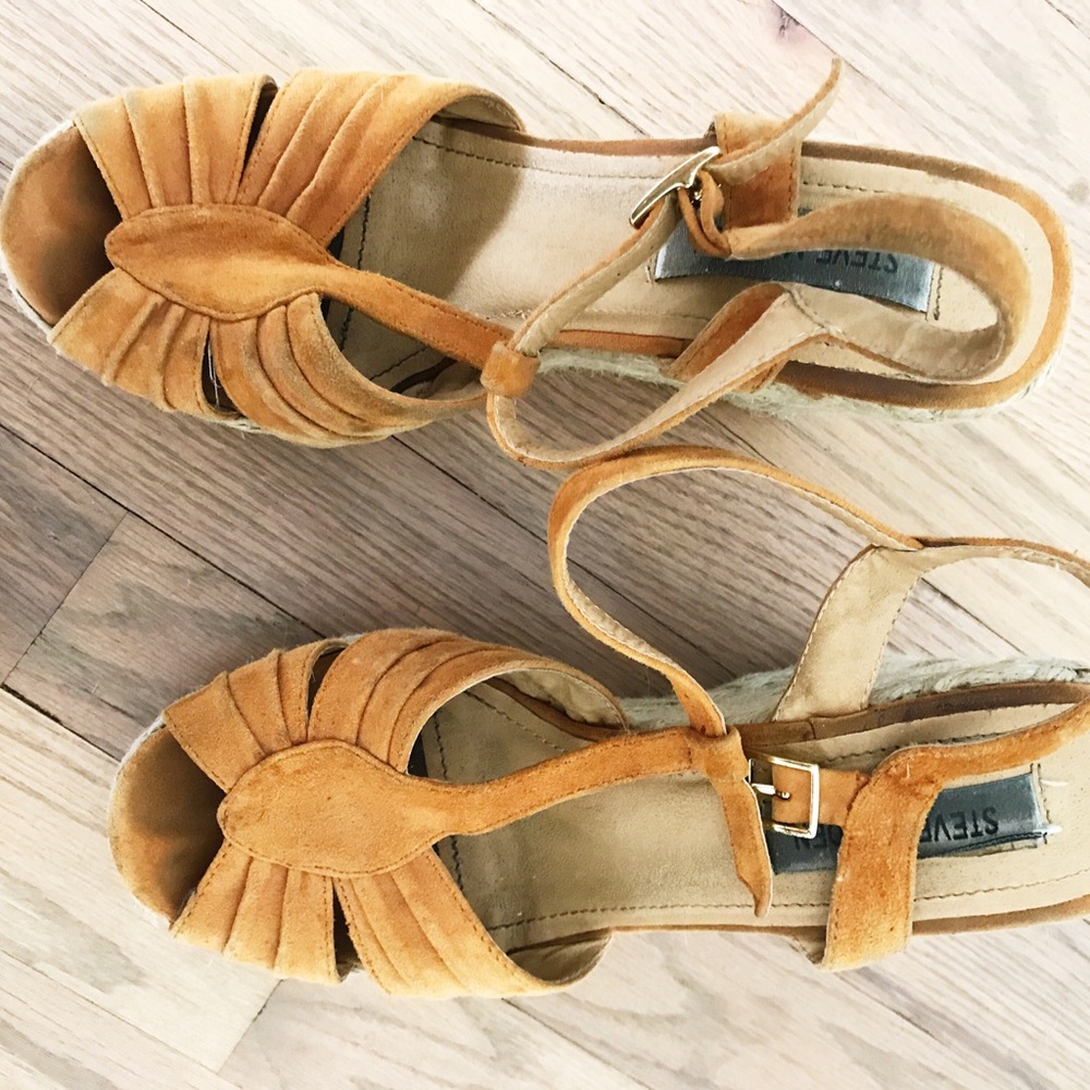 Steve Madden Wedges