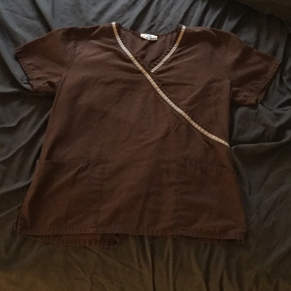 Scrub tops! - Picture 2 of 3