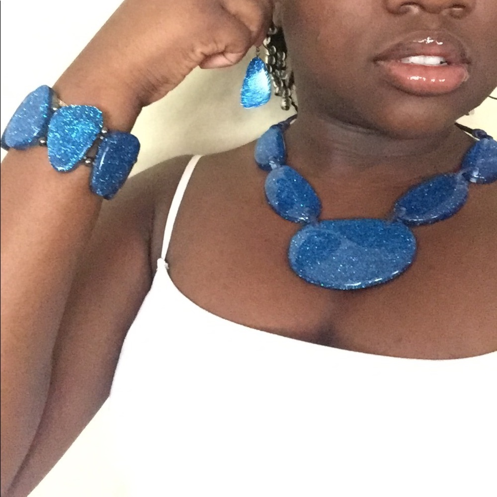 Beautiful 💠✨💎  Blue Glitter Stone Set