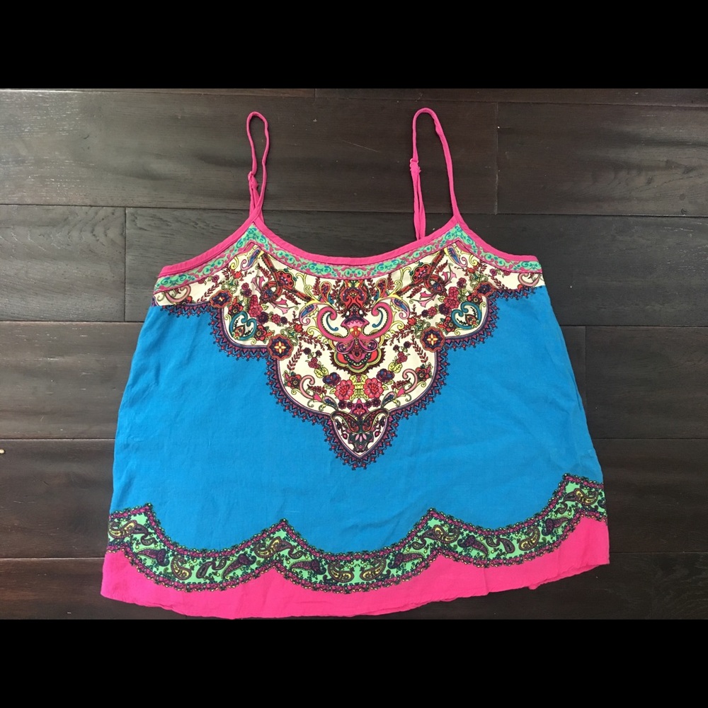 Floral tank from Pitaya