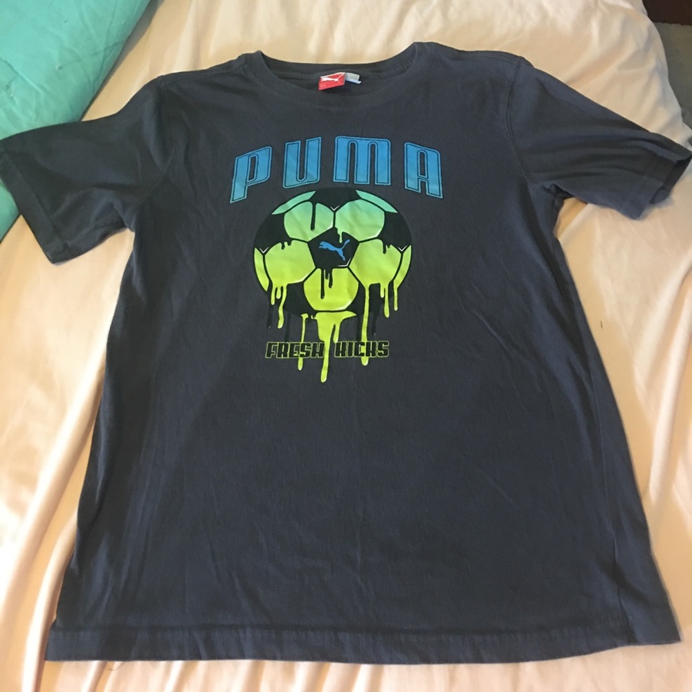 Boys Puma M soccer T shirt GUC
