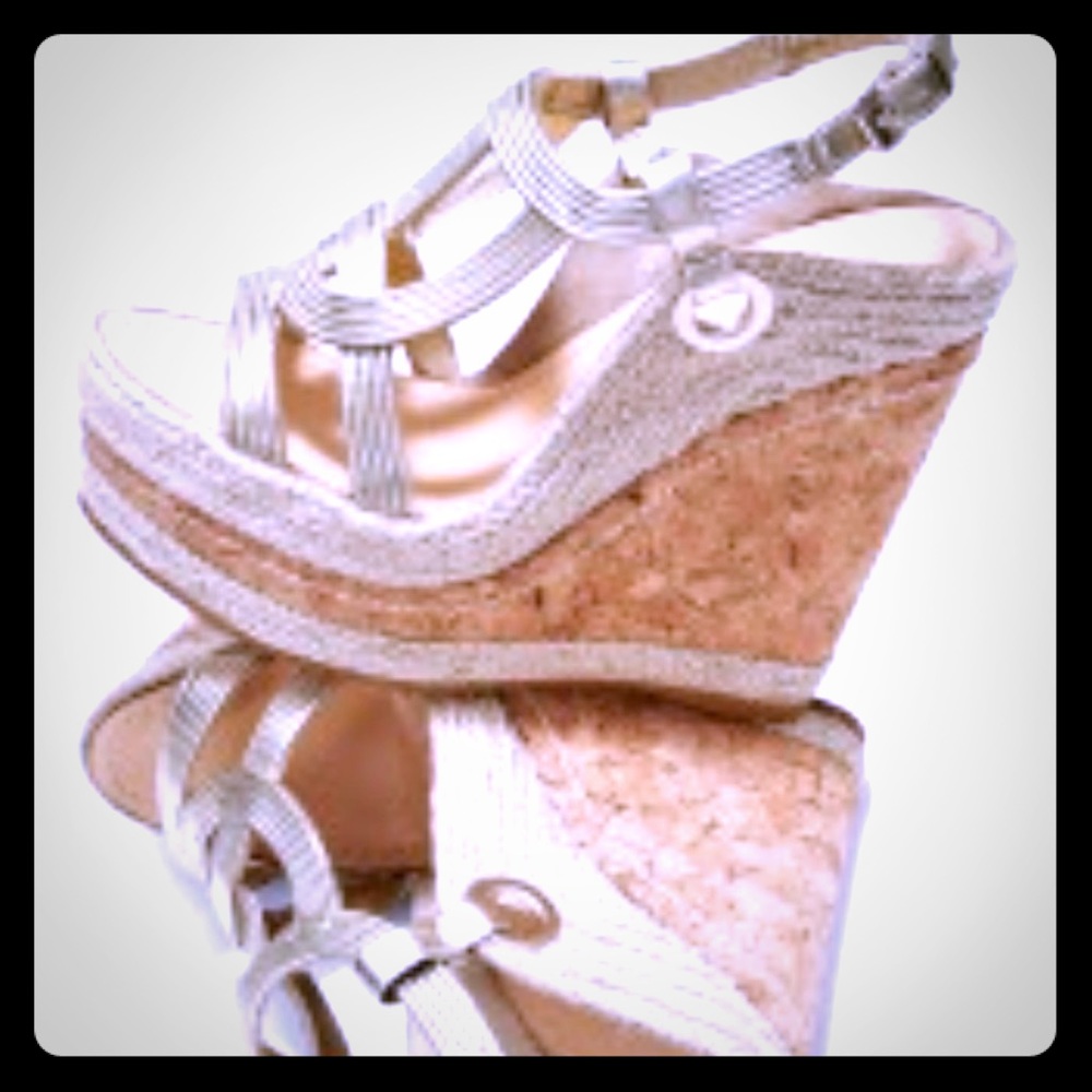 Boston Proper Gold Wedge