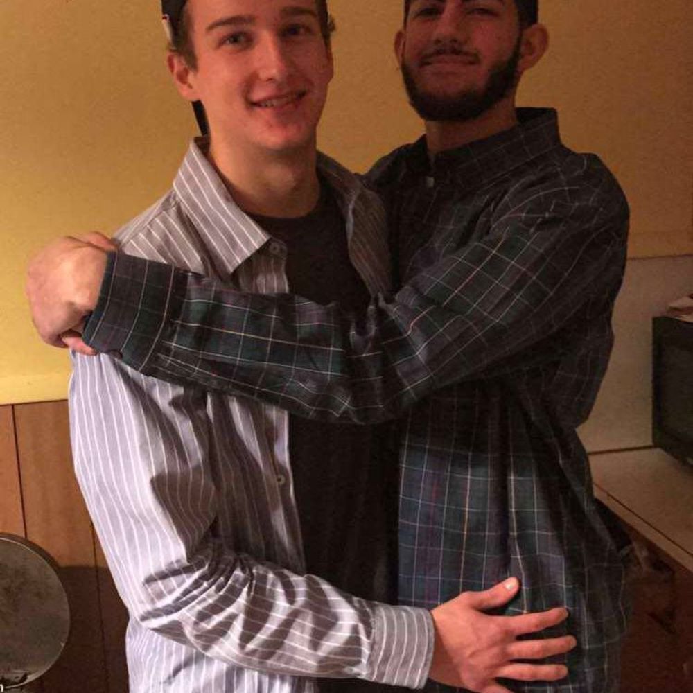 Meet your Posher, Abe