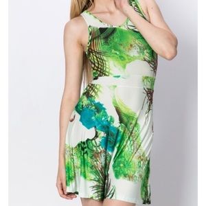 Green contrast beautiful dress small