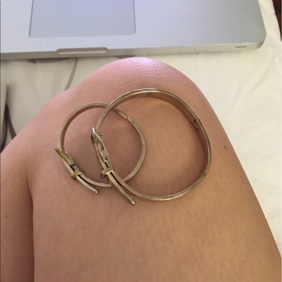 Buckle bracelets - Picture 2 of 3