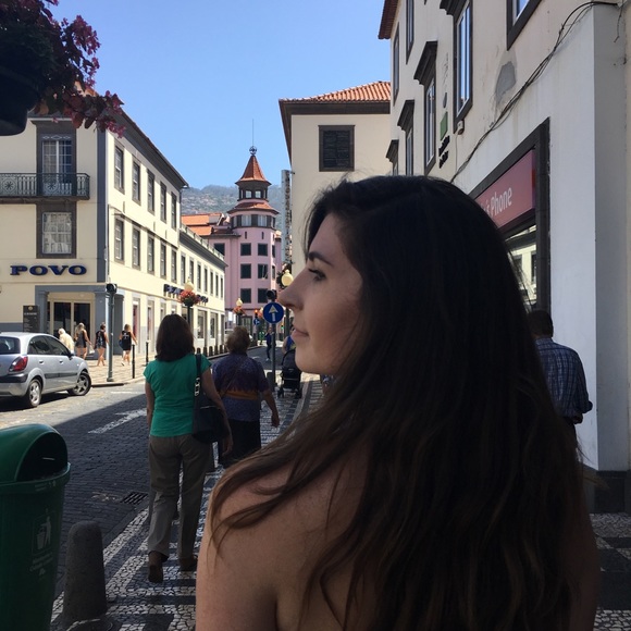 Meet your Posher, Sarah - Picture 3 of 8