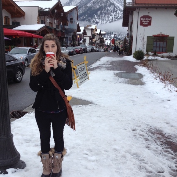 Meet your Posher, Sarah - Picture 7 of 8