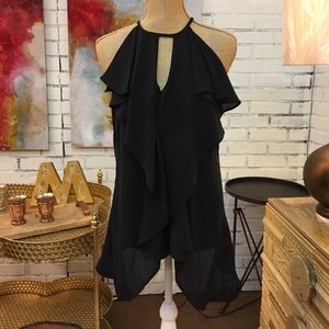 Keyhole Black Top