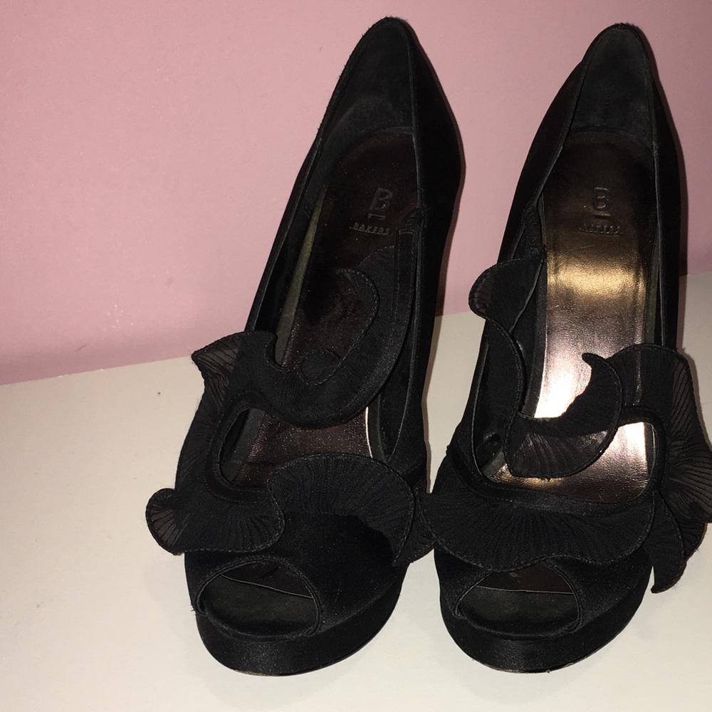 Bakers Black Pump