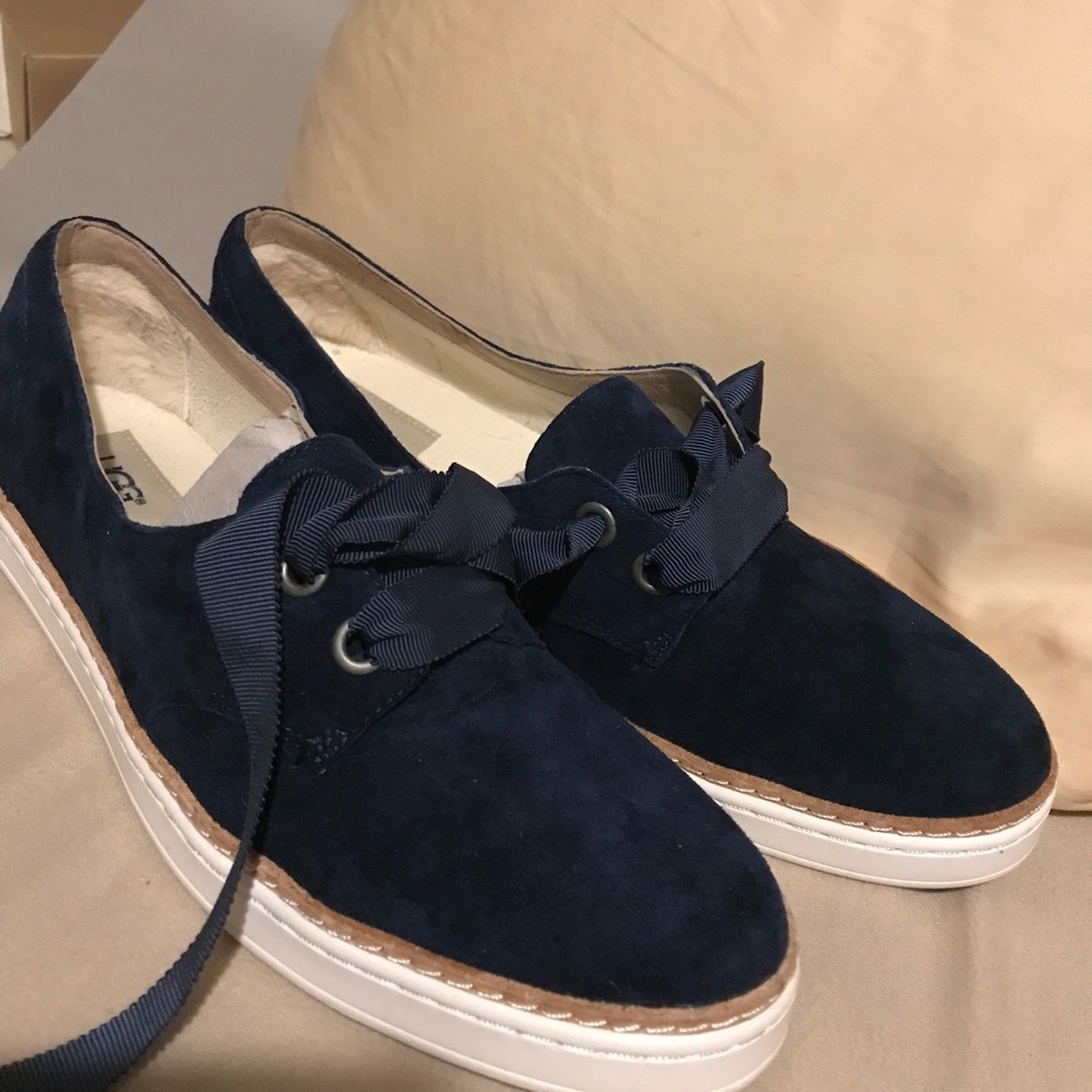 Carolyn Uggs