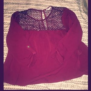 Long sleeve worn twice long sleeve shirt.