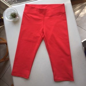 workout pants capri length